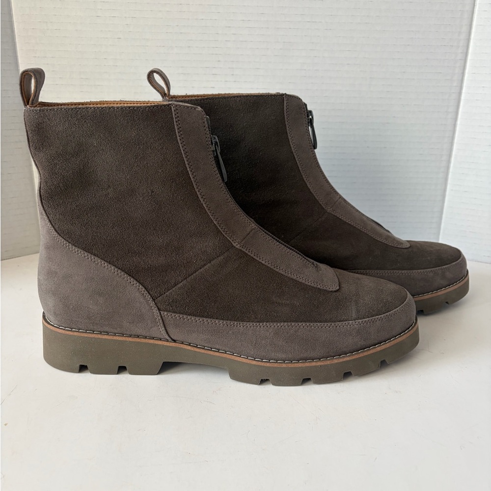 Vionic Estilo Women’s Water repellent suede Ankle Boots size 11